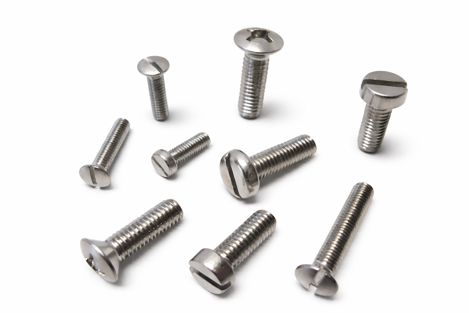 RVS schroeven en messing schroeven